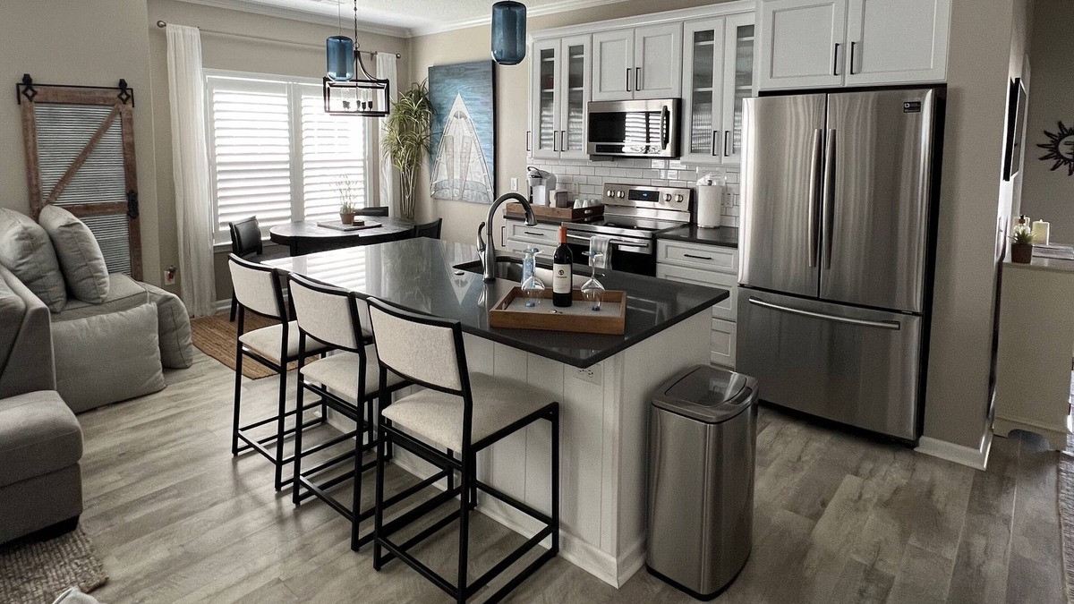 Leland Condo | Wine Down in a Luxury Condo on Fairway: Close to Beaches and Golf