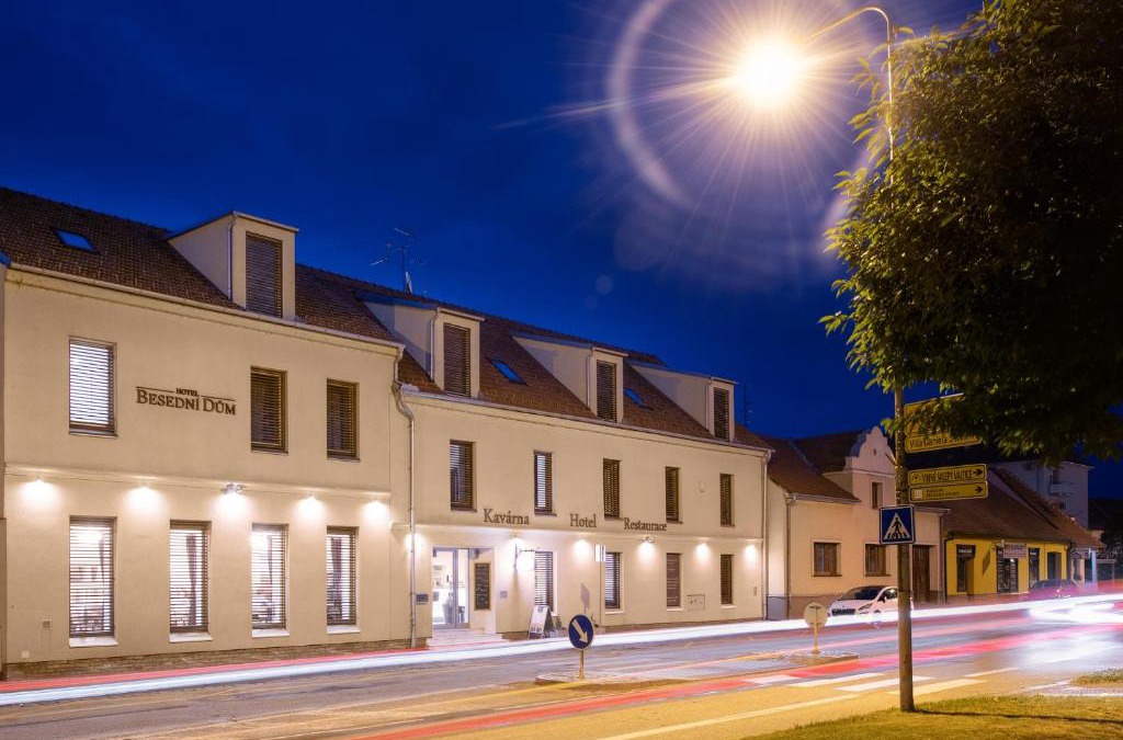 Valtice Hotel | Wine & Wellness hotel Besední dům