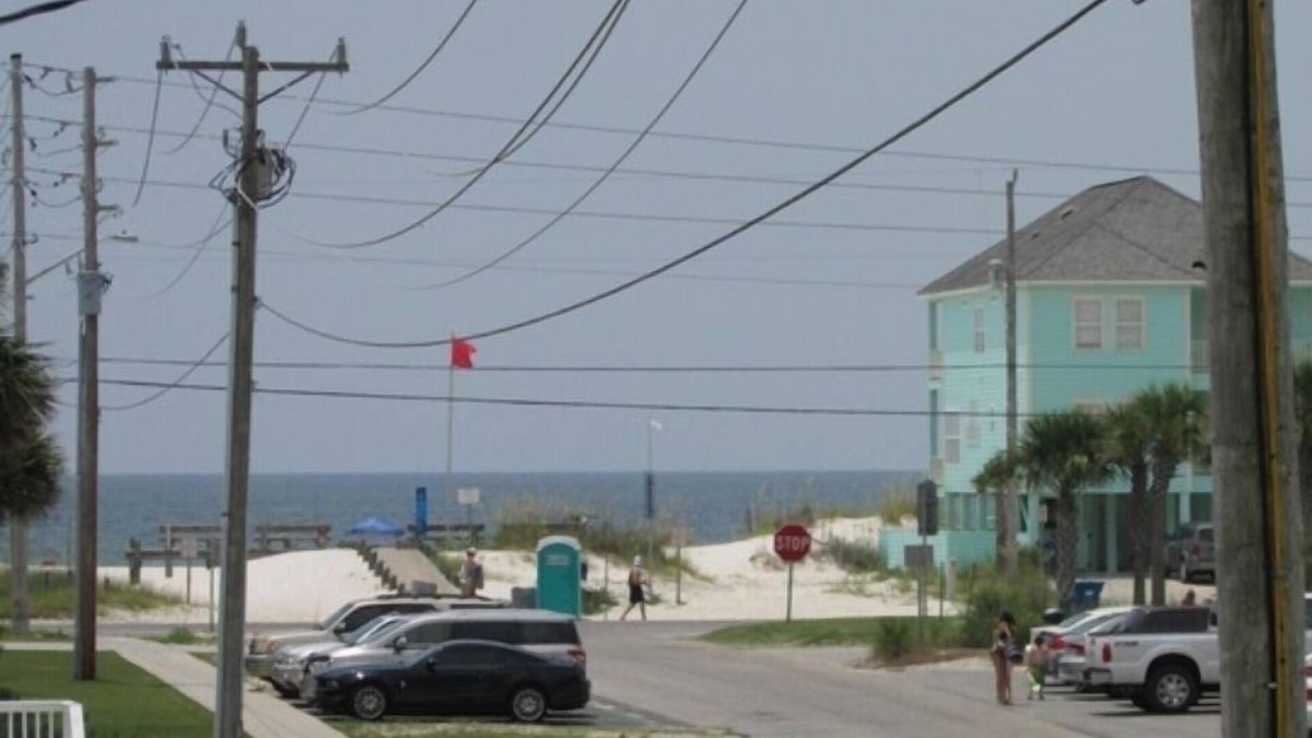 Gulf Shores House | WineDown in Gulf Shores! 4 BR 3 Bath home perfect for relaxing family getaway