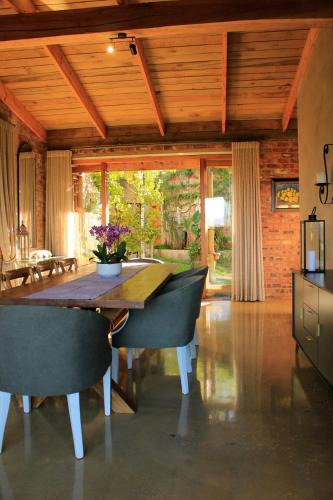 Riebeek Kasteel House | Winelands Manor Vineyard Views