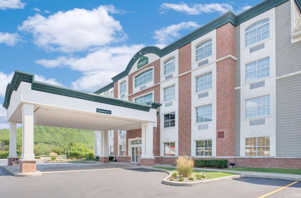 Ellicottville Hotel | Wingate by Wyndham Ellicottville