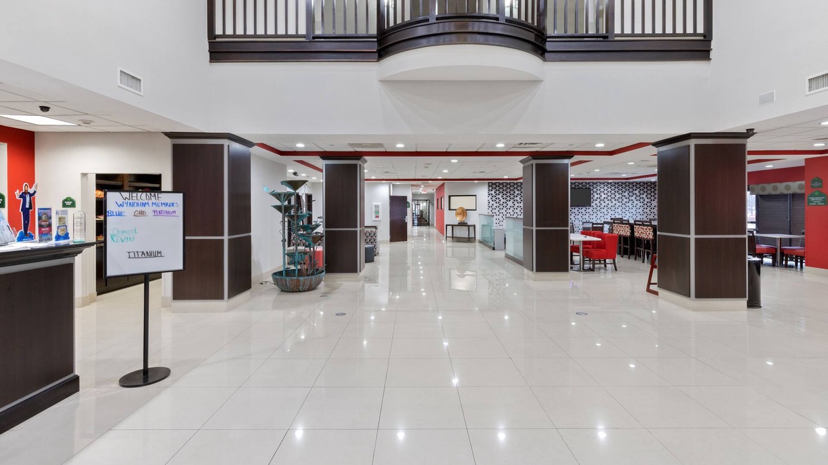 Lake Charles Hotel | Wingate by Wyndham Lake Charles Casino Area