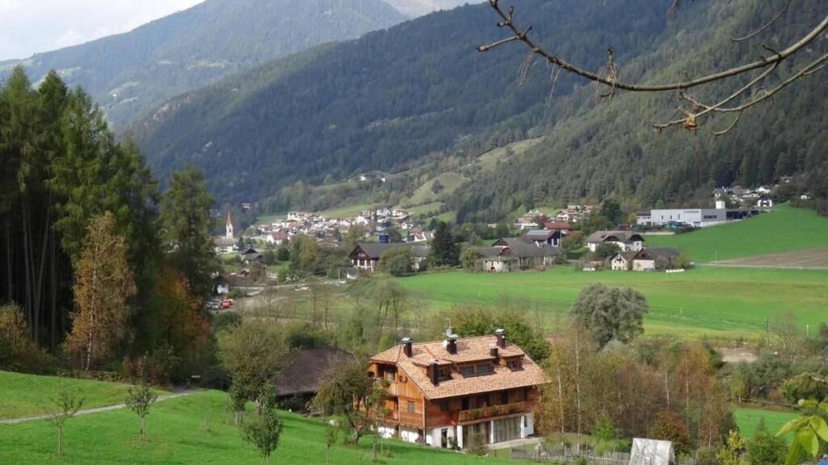 Vandoies Apartment | Winnewieser Hof - App "Kirsche" - 50 m², with balcony, newly furnished