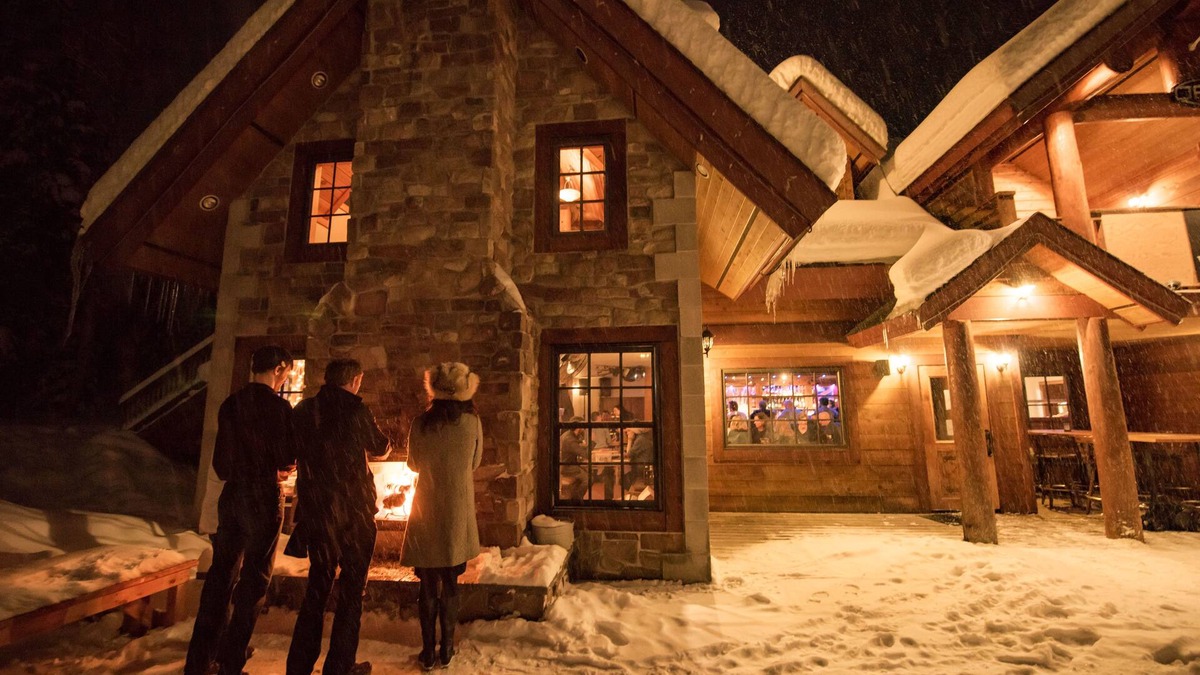 Golden Cabin | Winston Lodge