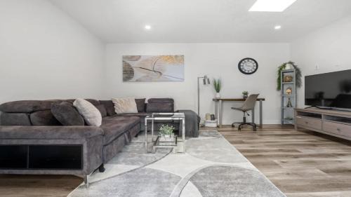 Calgary House | Winston Suite 2BR 1BA - Carriage Suite with Garage