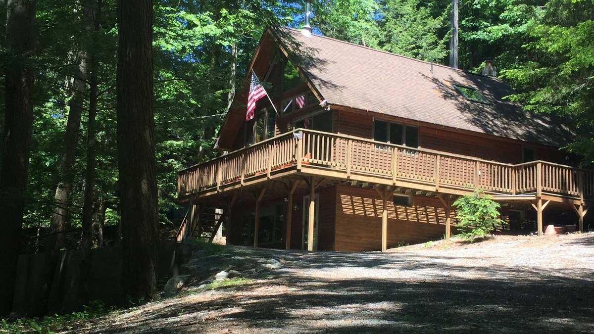 Chestertown Ski Chalet | Winter on Loon Lake, Hot tub, ski Gore, snowmobile