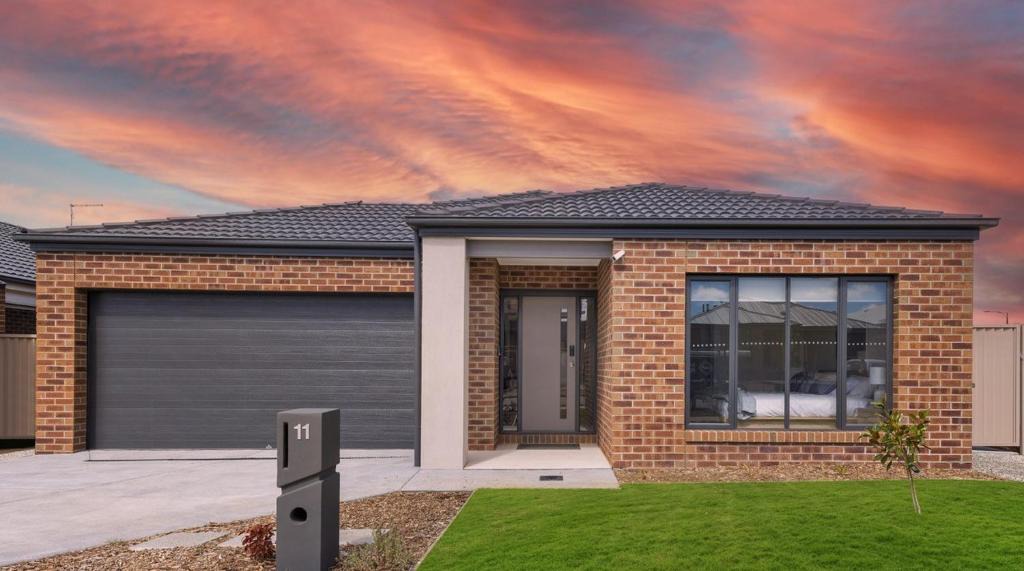 Delacombe Apartment | Winter Valley Retreat - Palatial Pad in the Valley!