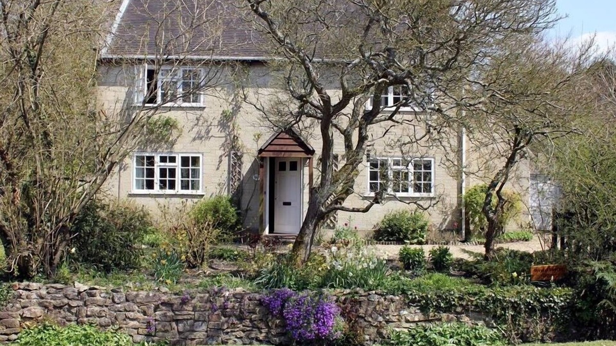 Chilmark Cottage | Winterbourne Cottage