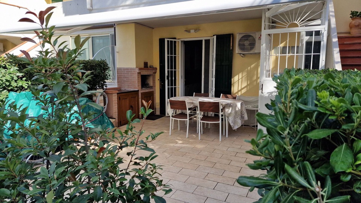 Punta Marina Apartment | Wintering?home office possible, barbecue air conditioning, 3xTV, 4 bicycles near the beach