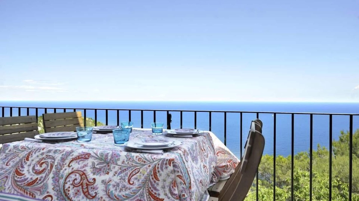 Aiguablava House | WITH HOUSE IN BEGUR WITH SEA VIEWS AND SWIMMING POOL