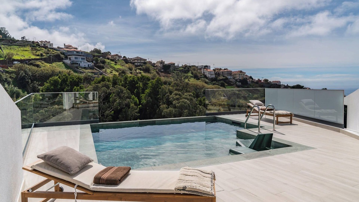 Arco da Calheta House | With pool in Calheta - Villa Island Roots