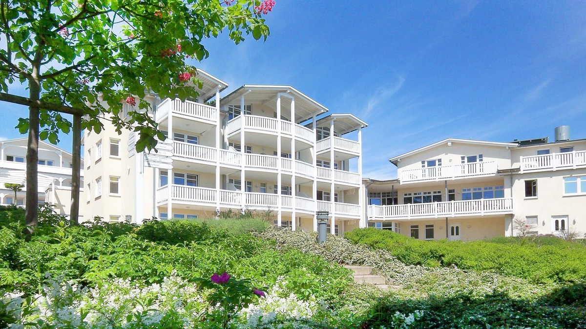 Gohren Apartment | With sea view and balcony, use of swimming pool and sauna - Sea view apartment 48
