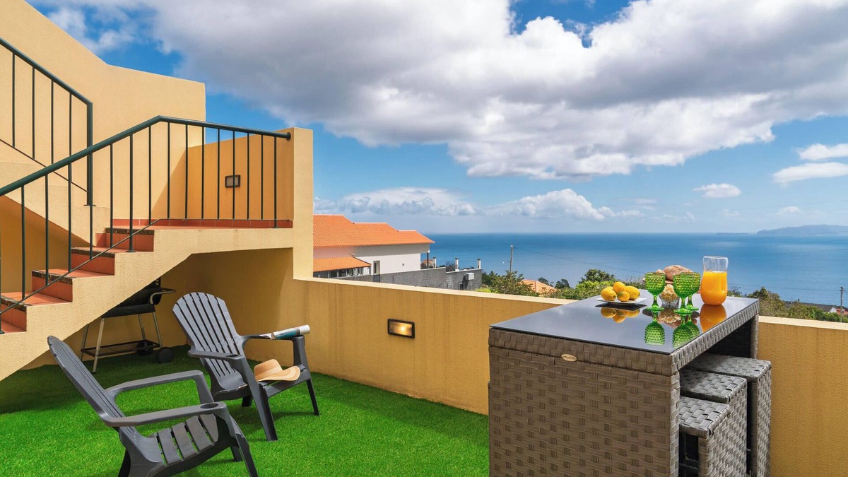 Santa Cruz House | With sea view - Strategic Sunset House
