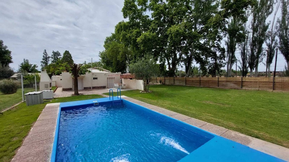 Chacras de Coria House | with swimming pool, in chacras de coria