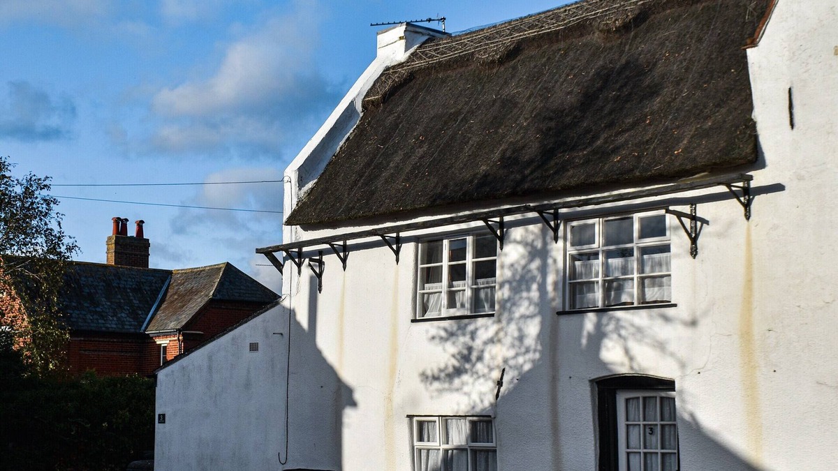 Ludham Cottage | With the amazing Norfolk Broads on the doorstep, is the perfect holiday home in which to relax and e
