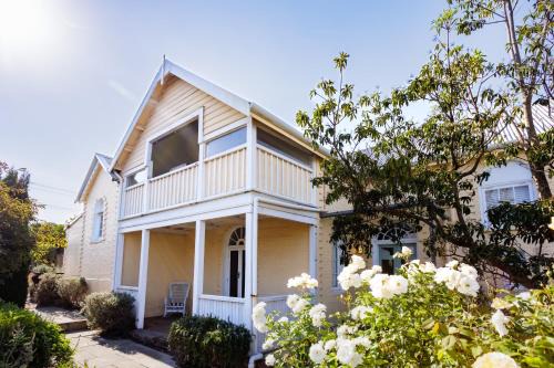 Albany House | Wollaston House by the BnB Collection