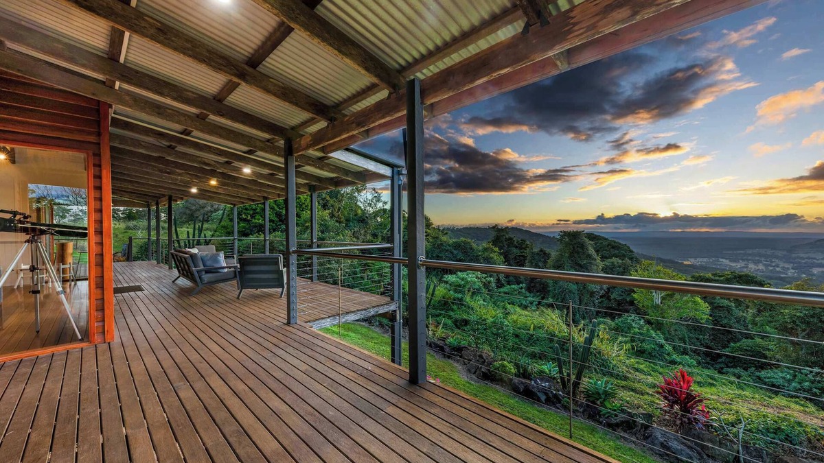 Wolvi House | Wolvi Mountain Retreat - Ocean views & Fireplace