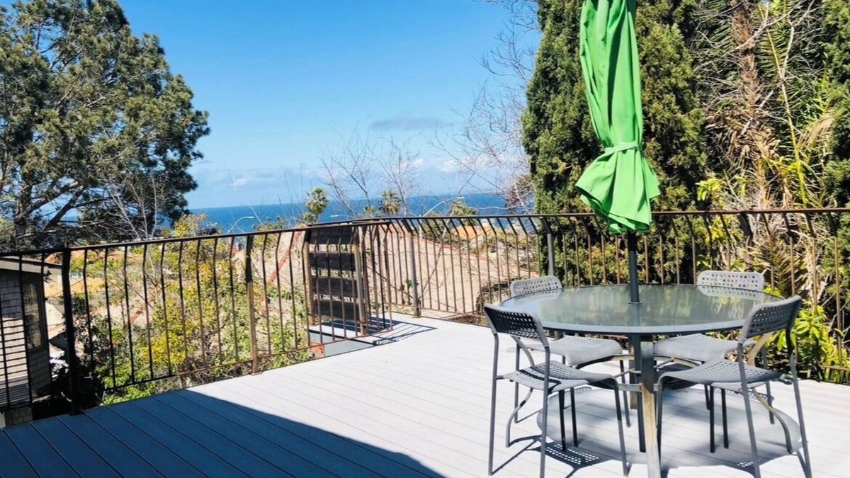 Village of La Jolla Apartment | Wonderful 1Bd 1Bt Studio Partial Ocean View Terrace Best Location!