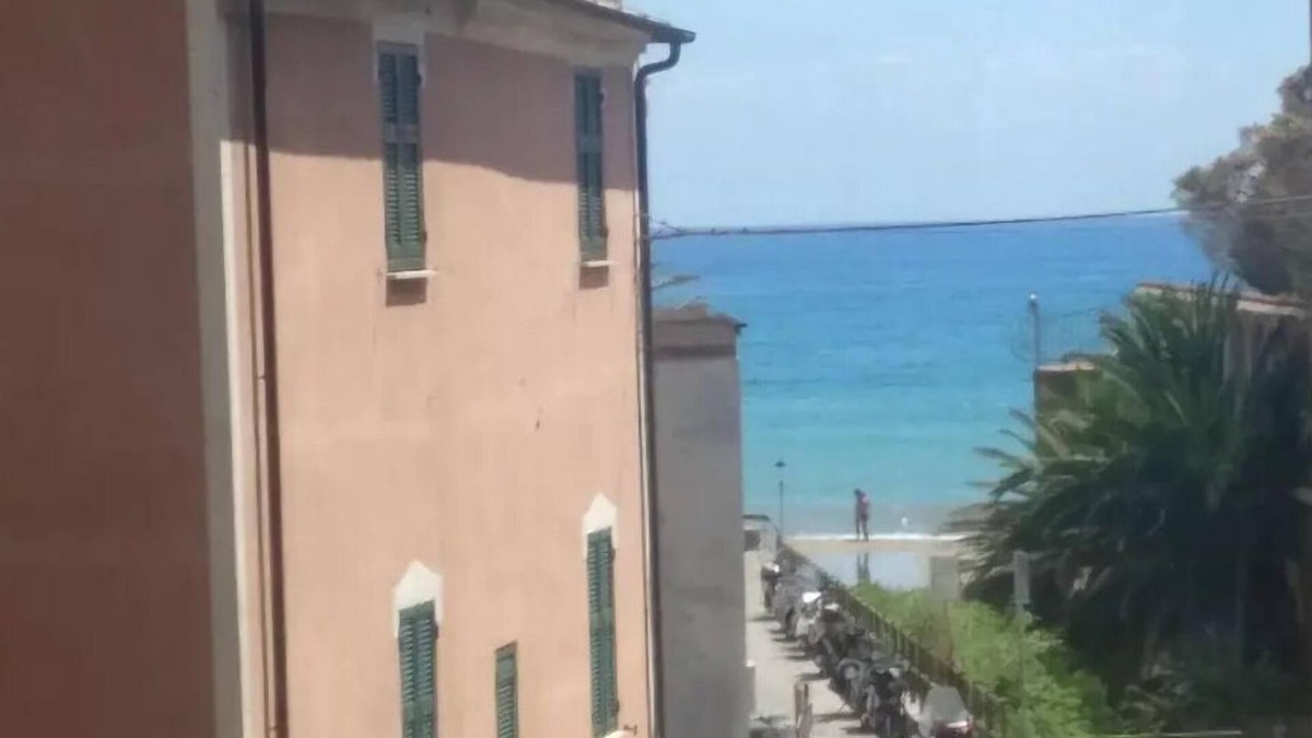 Savona House | Wonderful apartment with sea view. Up to 6 people