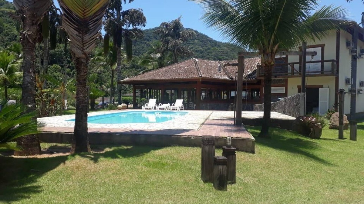 Horto House | WONDERFUL HOUSE WITH HIGH STANDARD SWIMMING POOL - UBATUBA SP