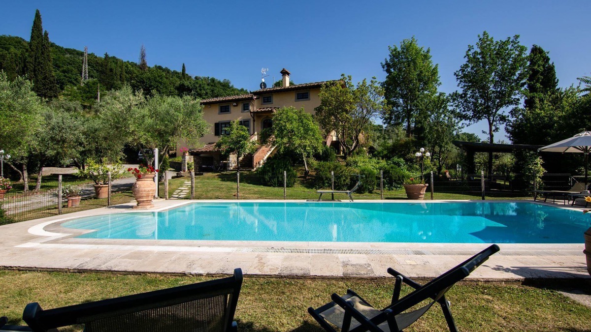 Castiglion Fiorentino Villa | Wonderful private villa with private pool, WIFI, A/C, TV, terrace and pets allowed, close to Are.
