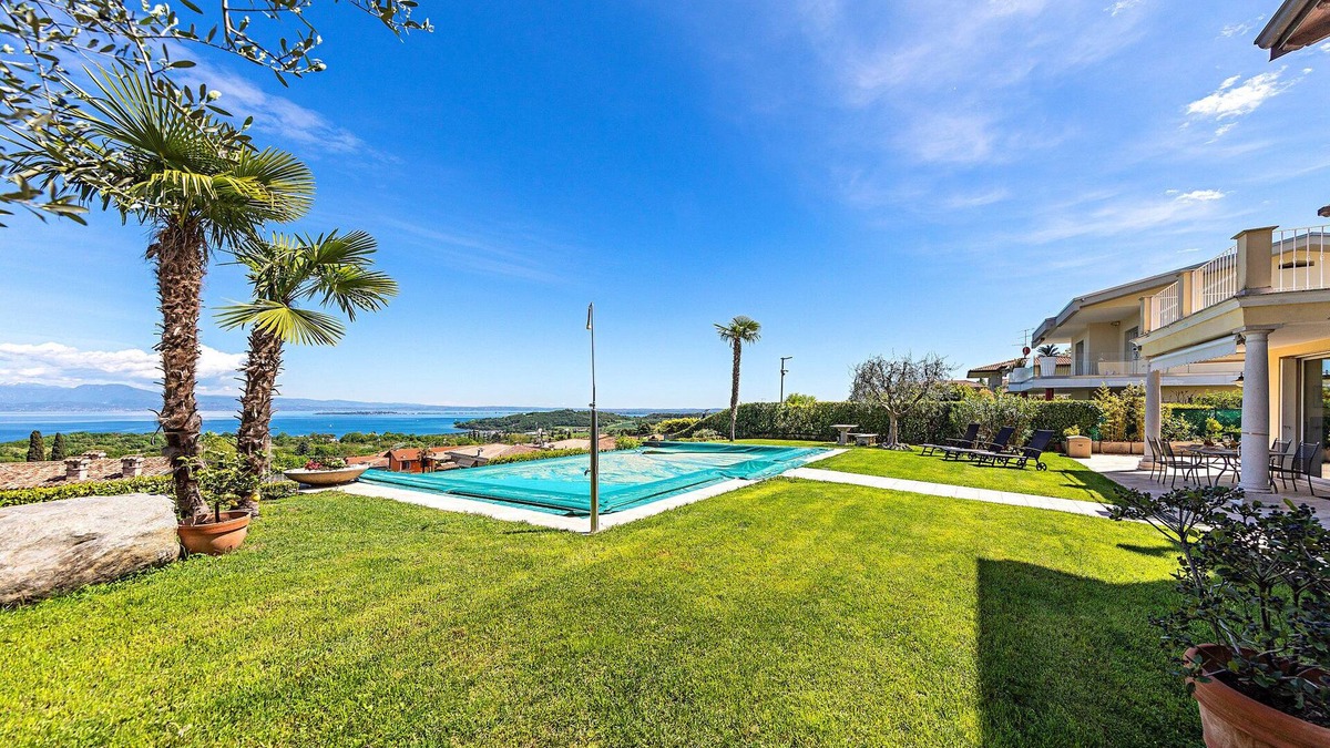 Lonato del Garda Villa | Wonderful Lake Garda Villa | Spectacular Lake Views | Private Pool | Villa.