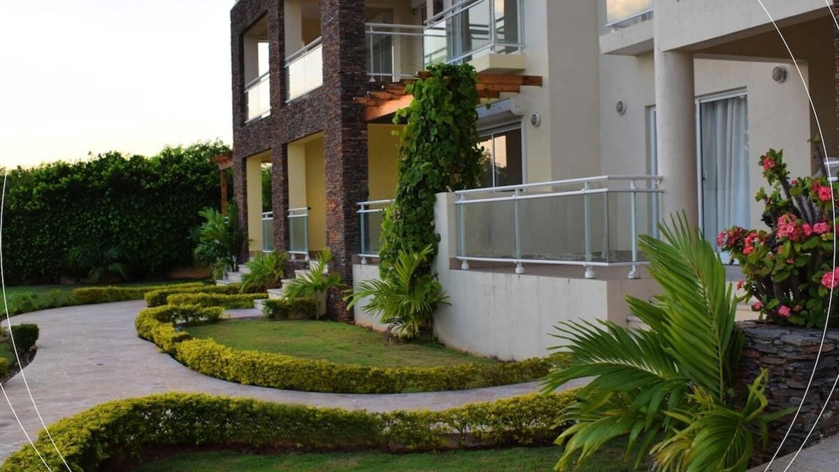 Residencial ROMANA House | Wonderful penthouse with pool and sea view