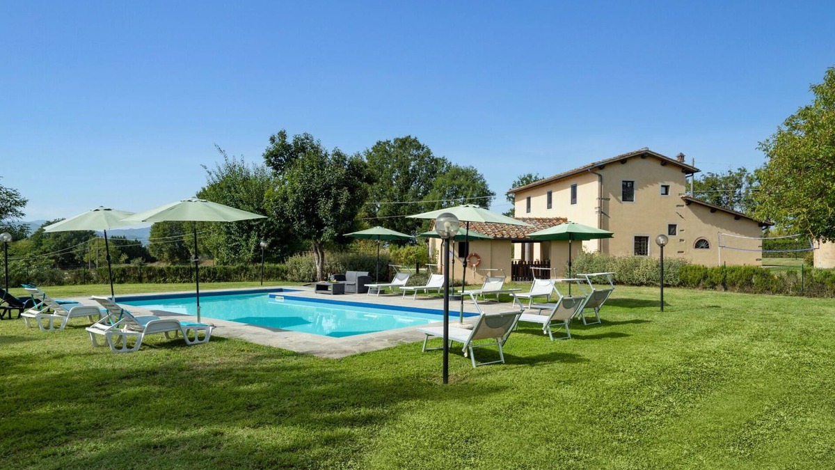 Borgo San Lorenzo Villa | Wonderful private villa for 10 people with A/C, WIFI, private pool, TV, patio and pets allowed