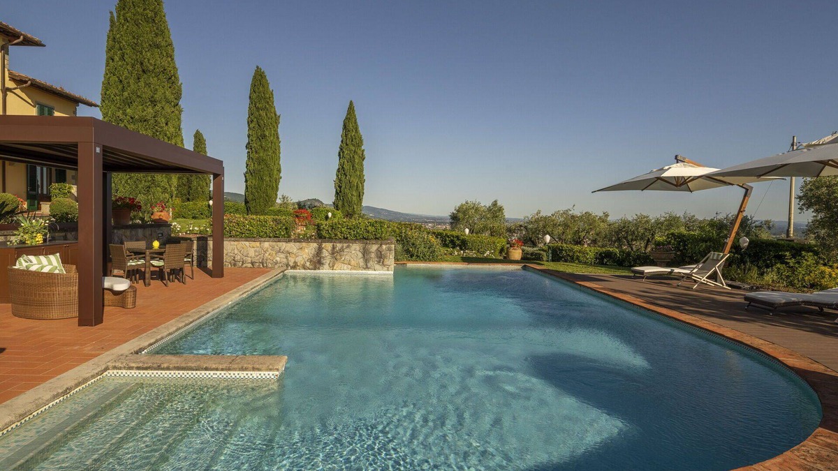 Massa e Cozzile Villa | Wonderful private villa with A/C, WIFI, private pool, sauna, hot tub, TV, patio and panoramic view