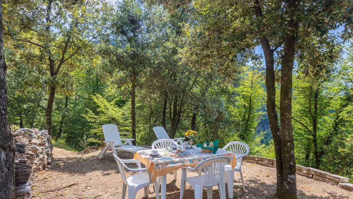 Stazzema House | Wonderful private villa for 4 guests