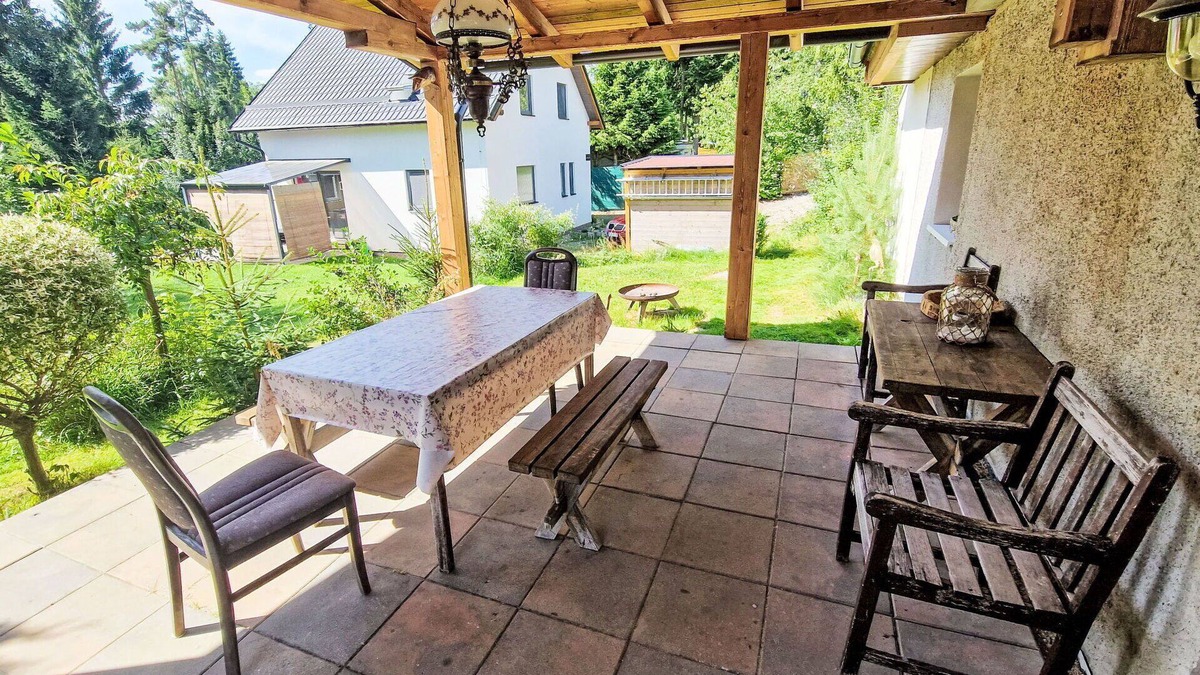 Karlovy Dvory House | Wonderful private villa for 6 guests with WIFI, TV, terrace and pets allowed