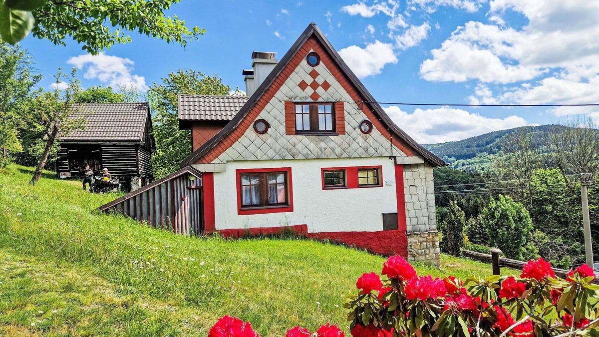 Tanvald House | Wonderful private villa for 9 guests with WIFI, TV and terrace