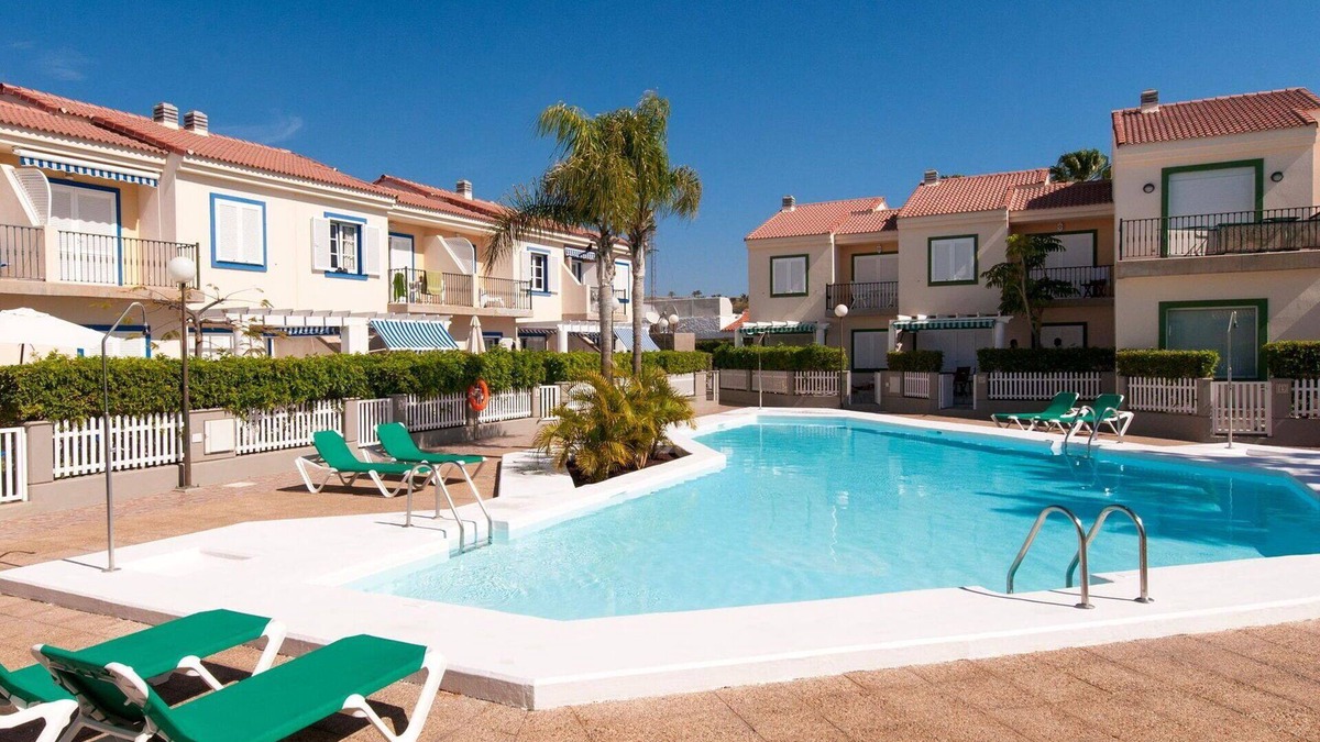 Pasito Blanco House | Wonderful private villa for 6 guests with WIFI, pool, TV, terrace and panoramic view