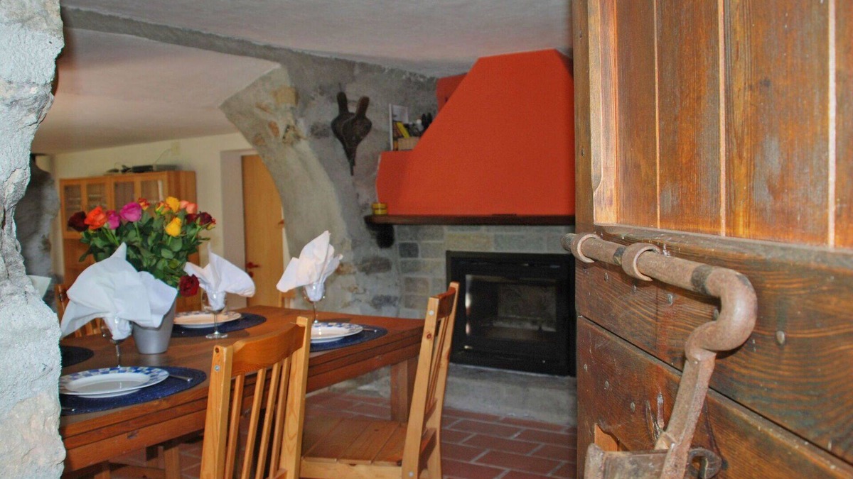 Negrentino House | Wonderful private villa for 5 guests with WIFI, TV, patio, pets allowed and panoramic view