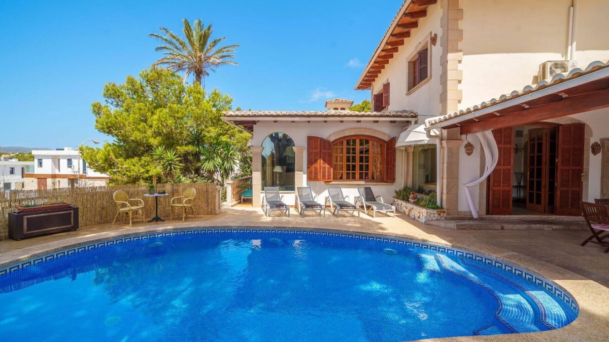 Cala Agulla House | Wonderful private villa for 11 guests with A/C, private pool, WIFI, TV and terrace
