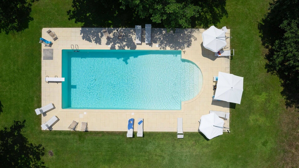 Santarello Villa | Wonderful private villa with private pool, WIFI, hot tub, TV, pets allowed, close to Montepulciano