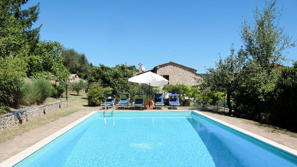 Simignano Villa | Wonderful private villa with private pool, WIFI, TV, terrace, pets allowed, panoramic view, parking