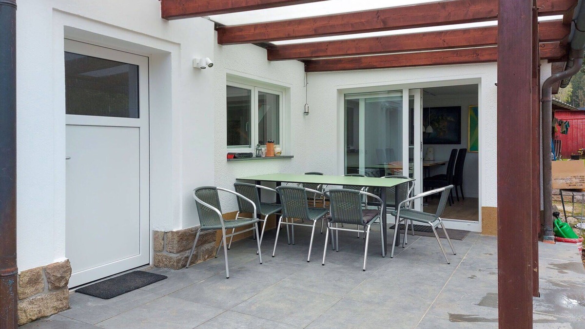 Bad Brambach House | Wonderful private villa for 8 people with WIFI, TV, terrace and pets allowed