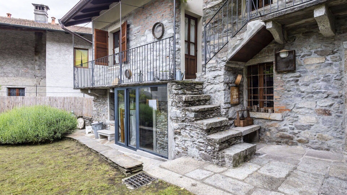 Mergozzo House | Wonderful private villa for 6 people with WIFI, TV and balcony