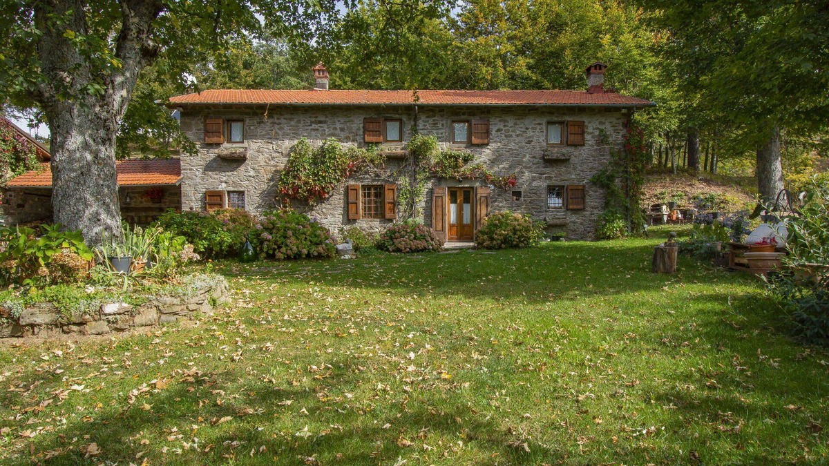 San Marcello Pistoiese House | Wonderful private villa for 7 guests with WIFI, private pool, TV, terrace and pets allowed