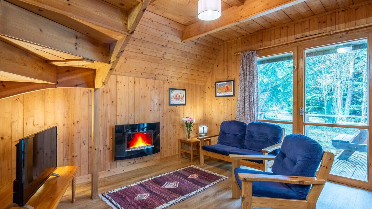 Cannich House | Wonderful private villa for 4 guests with WIFI, TV and pets allowed