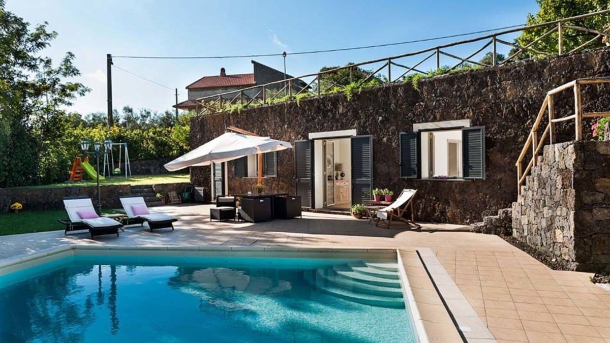 Ragalna House | Wonderful private villa for 4 people with WIFI, private pool, A/C, TV and terrace