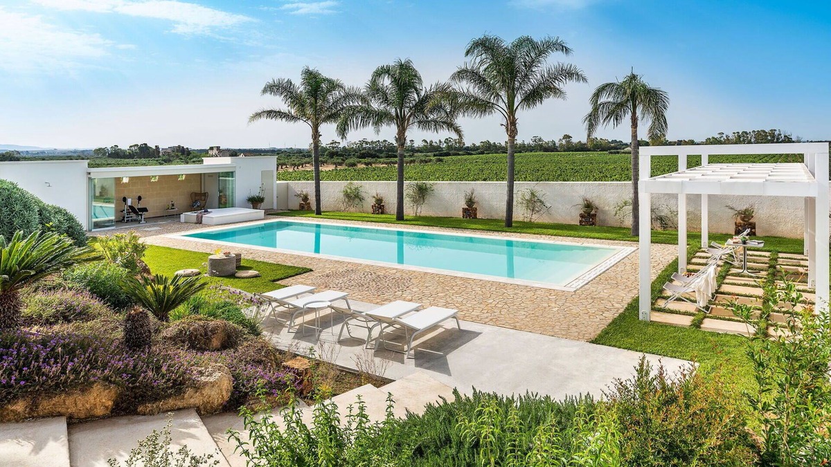 Marausa Villa | Wonderful private villa for 10 people with WIFI, private pool, A/C, TV and terrace