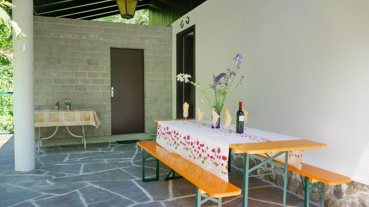 Olivone House | Wonderful private villa for 6 guests with WIFI, TV, patio and pets allowed