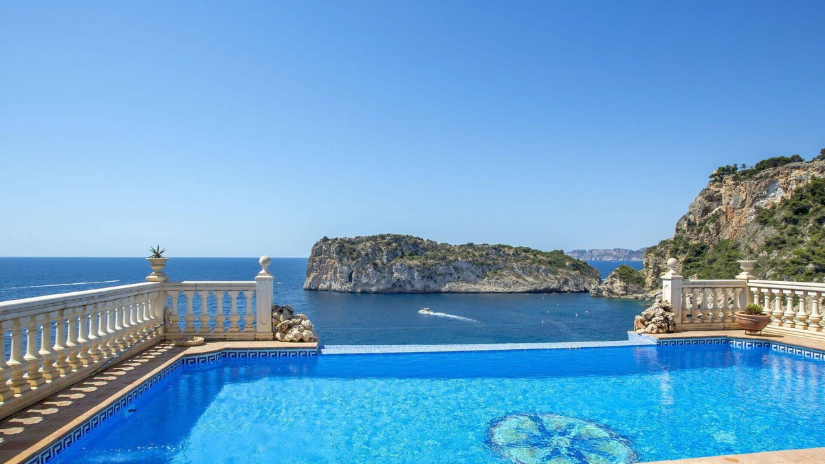 Cap de la Nau Villa | Wonderful private villa for 12 people with A/C, private pool, WIFI, TV and patio