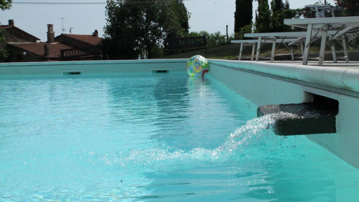 Pieve di Chio Villa | Wonderful private villa for 6 people with WIFI, private pool, TV, terrace and parking