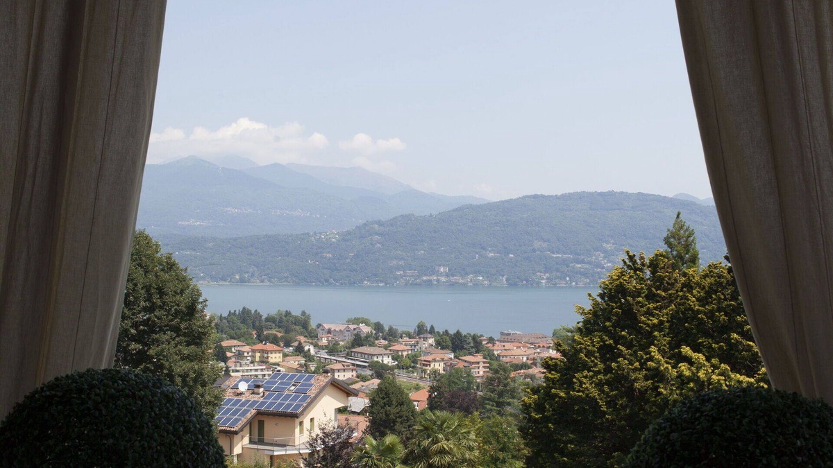 Baveno Villa | Wonderful private villa with WIFI, private pool, sauna, A/C, hot tub, TV, patio and panoramic view