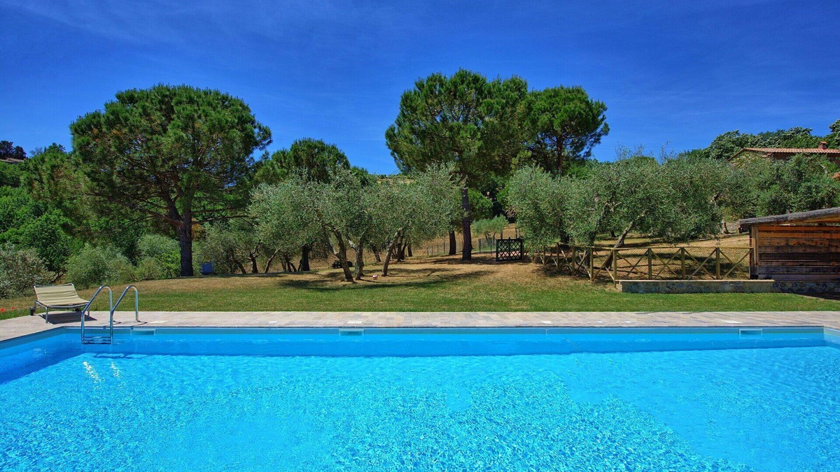 Le Piazze Villa | Wonderful private villa for 6 guests with pool, WIFI, A/C and panoramic view