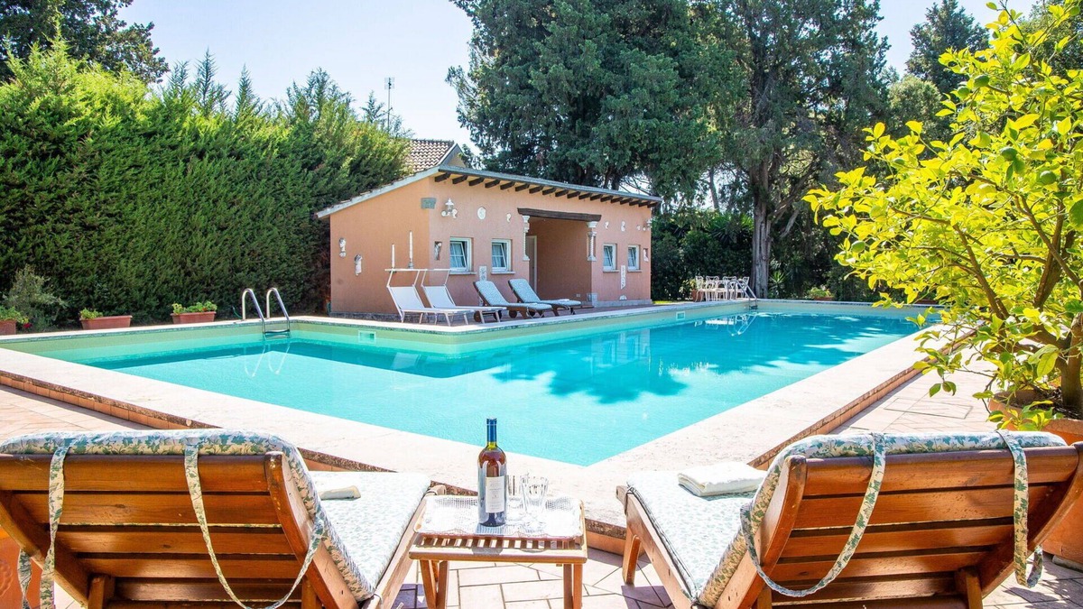 Quartiere XV Della Vittoria Villa | Wonderful private villa with WIFI, private pool, hot tub, A/C, TV, panoramic view and parking
