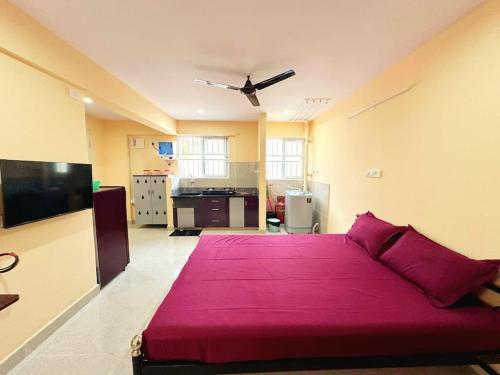 JP Nagar Apartment | Wonderful Studio 950M from JP nagara Metro 4th Flr